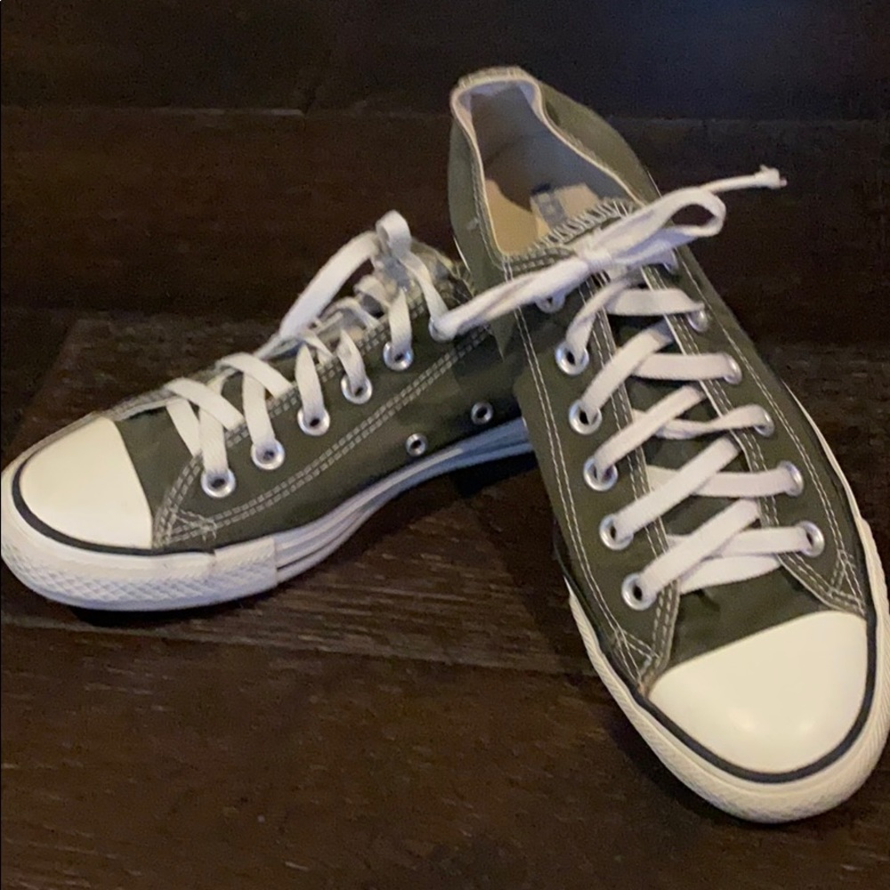 Converse sneakers. Size 8 W;  6 M..